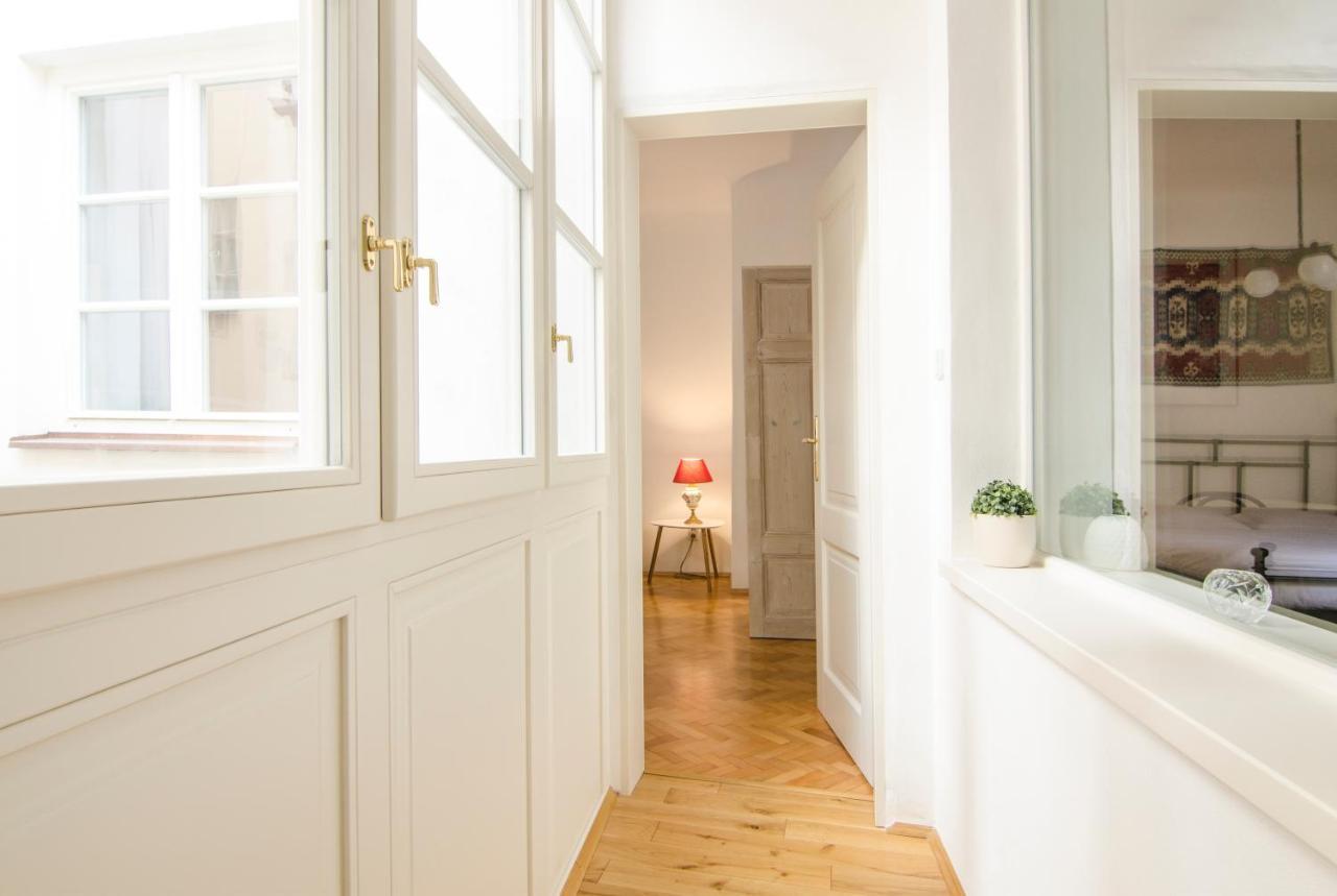 Wishlist Prague Residences - Charles Bridge Karlova Exterior photo