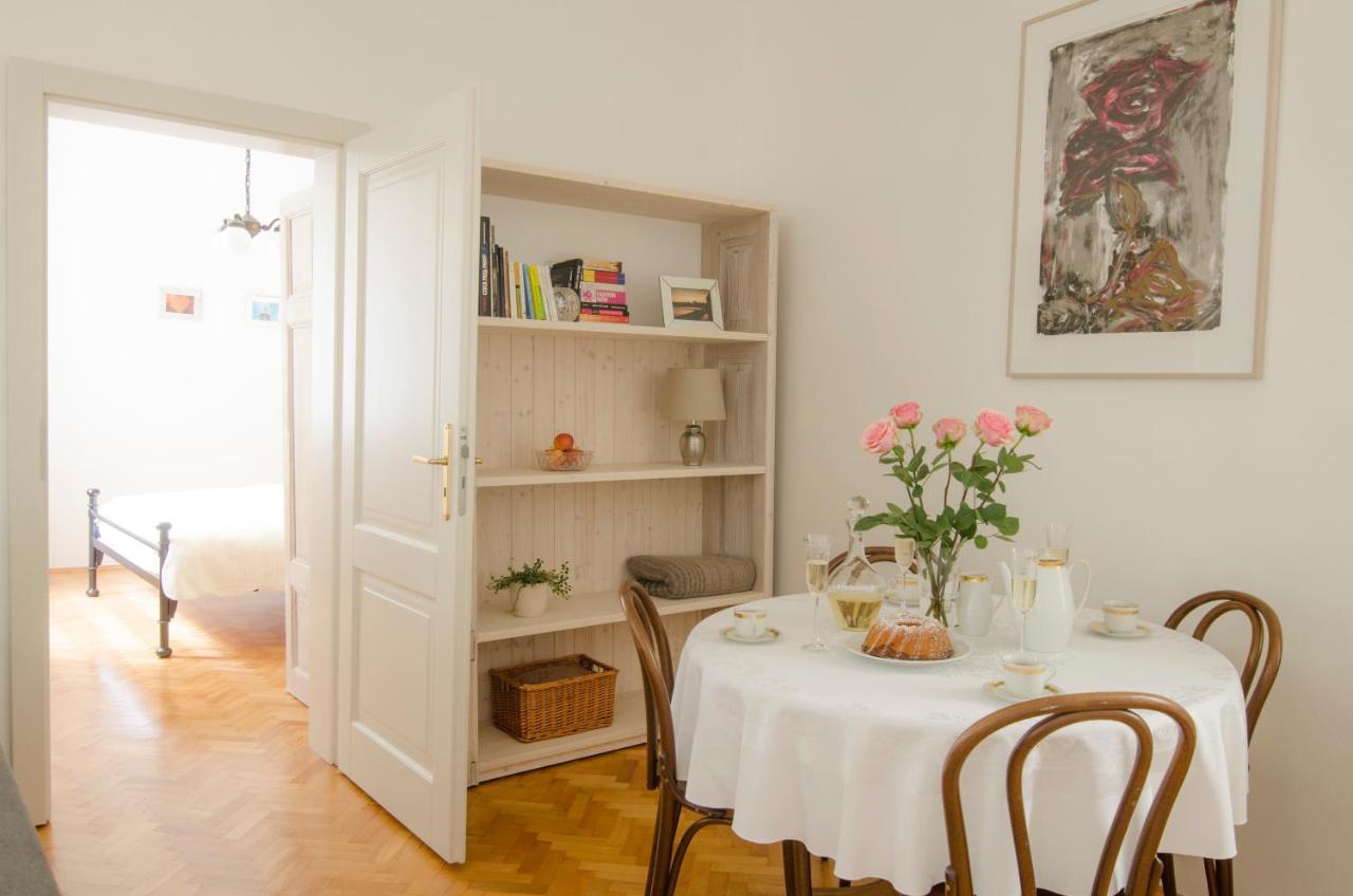 Wishlist Prague Residences - Charles Bridge Karlova Exterior photo